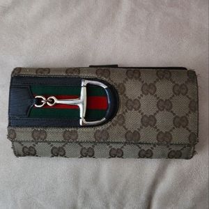 AUTHENTIC GUCCI WALLET